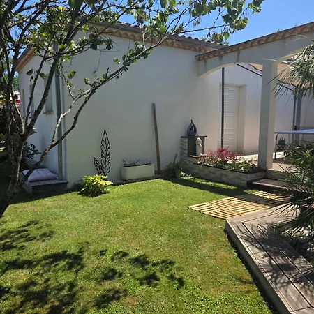 Dans Maison En Rdc * Nègrepelisse